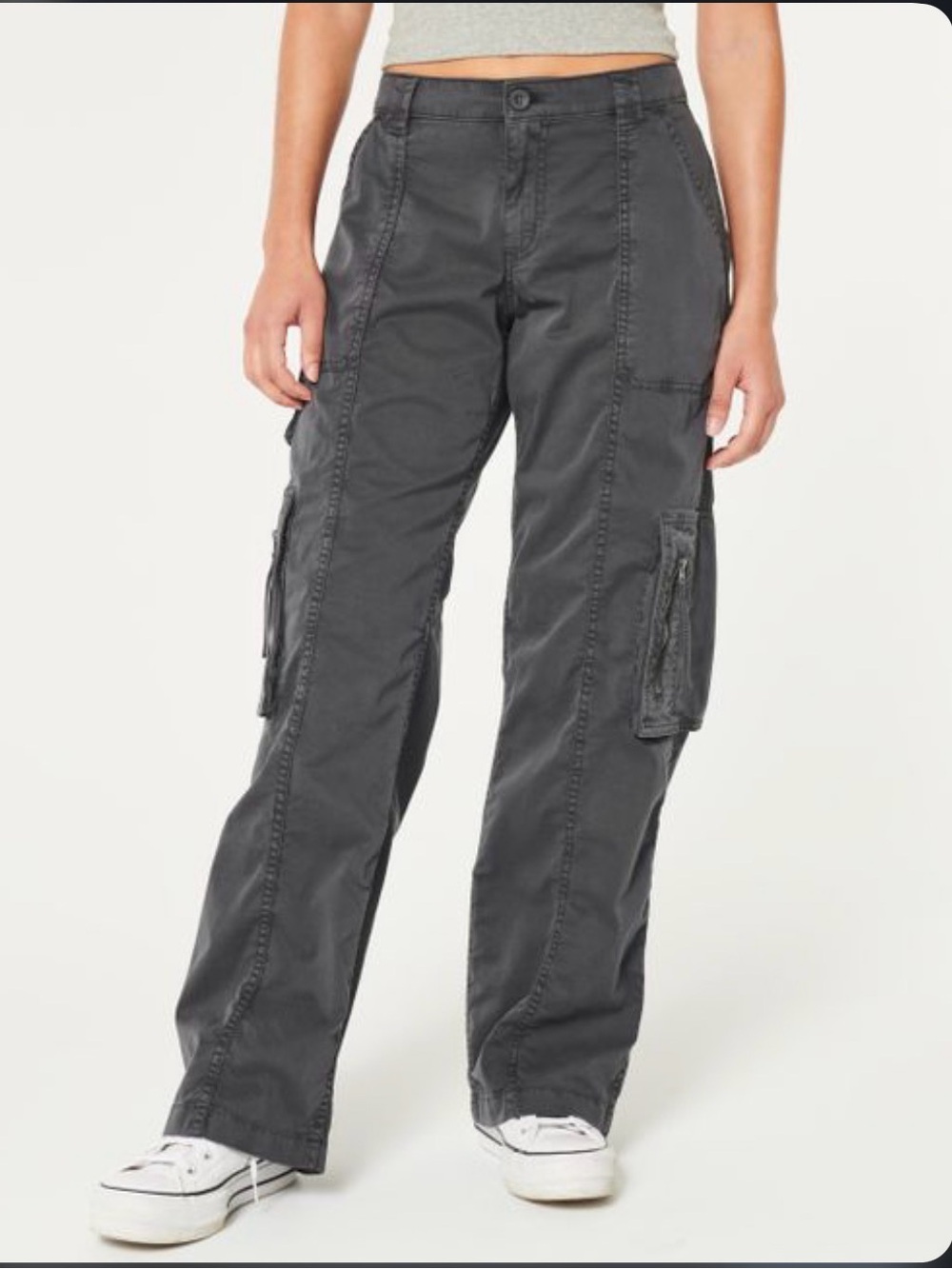 Hollister Charcoal Gray Low Rise Baggy Utility Cargo Pants Size 26 / 2 Regular